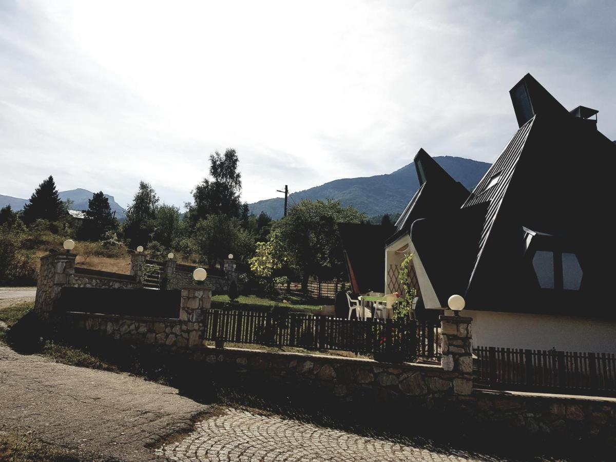 Vila Piramida Bitola Esterno foto